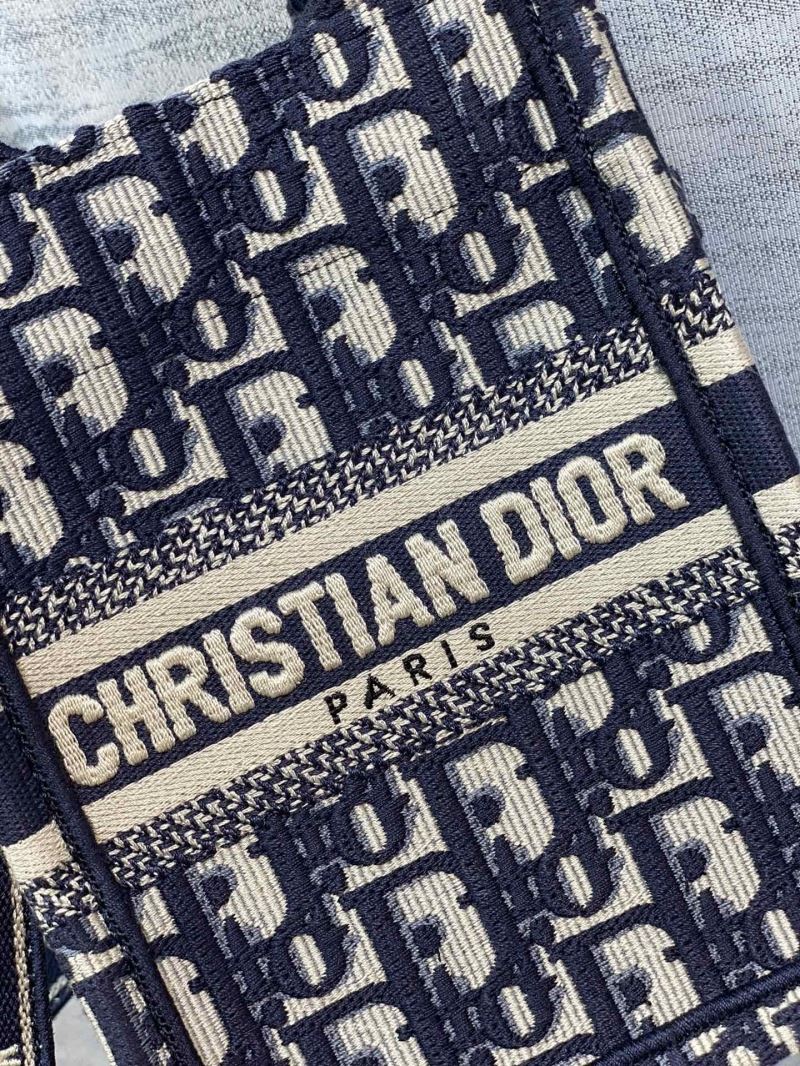chr1st1an D10r shopping bags